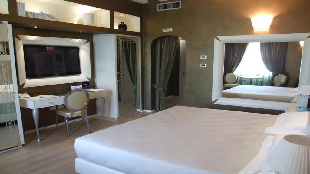 Rodengo-Saiano Hotel Morgana מראה חיצוני תמונה
