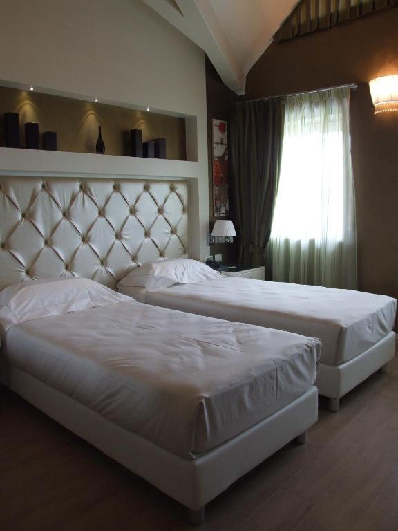 Rodengo-Saiano Hotel Morgana חדר תמונה