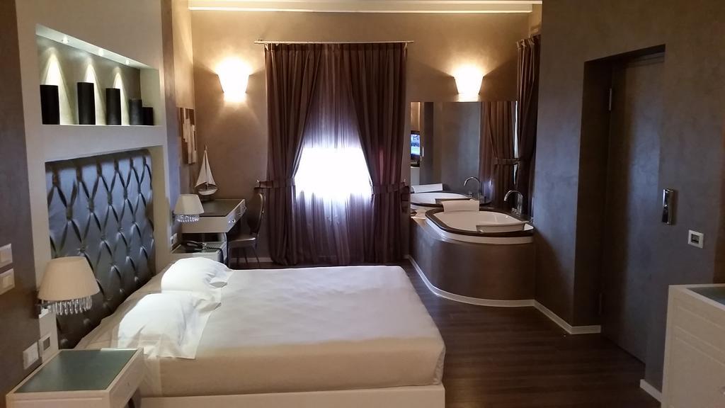 Rodengo-Saiano Hotel Morgana חדר תמונה